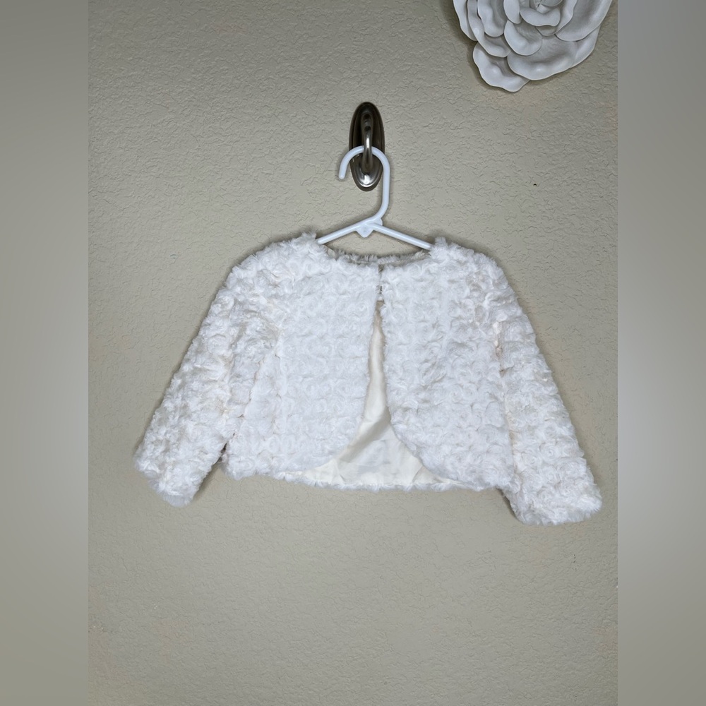 NTM: Gymboree Baby Girl Rosette Faux Fur Bolero Cream Special Occasion 12-24M